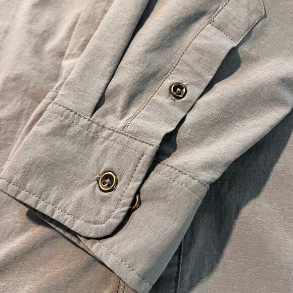 Men's Swiss Tech Button Up Tech Hiking Shirt Size L Grey Travel Gorpcore Preppy - Picture 11 of 13